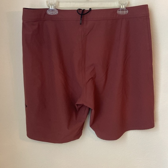 Vuori Maroon Infinity Boardshorts - Picture 2 of 4